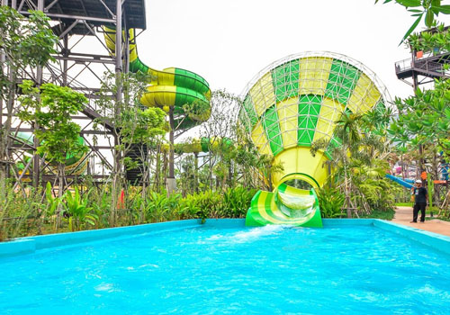 the only TUV certified water park equipment factory in China